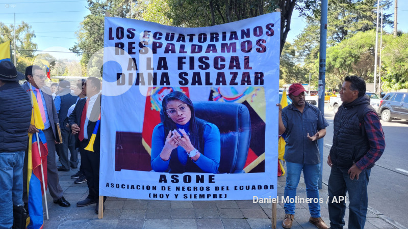 PLANTON FAVOR DIANA SALAZAR