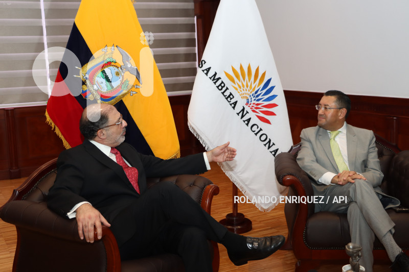 REUNION-PRESIDENTES-KRONFLE-SAQUICELA