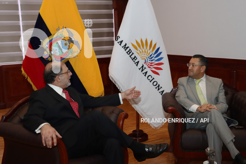 REUNION-PRESIDENTES-KRONFLE-SAQUICELA
