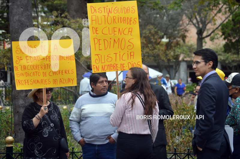 CUENCA-PLANTON-PERJUDICADOS-COOPERATIVA SINDICATO