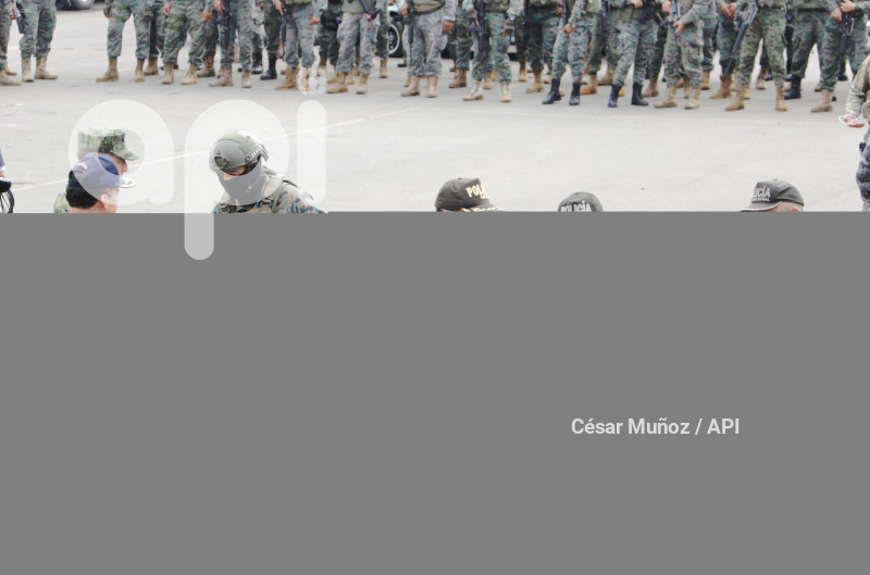 GYE-OPERATIVOS POLICIA-MILITARES