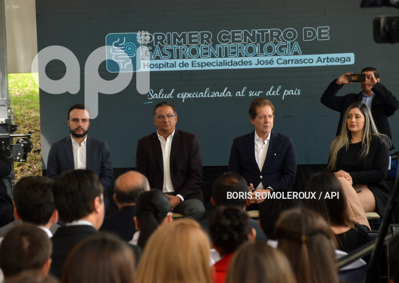 CUENCA-INAGURACION-CENTRO GASTROENTEROLOGIA Y ENDOSCOPIA