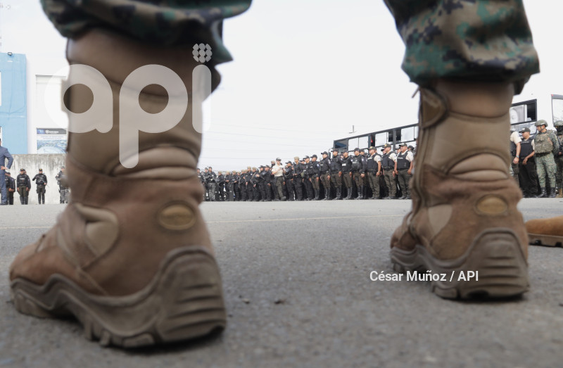 GYE-OPERATIVOS POLICIA-MILITARES
