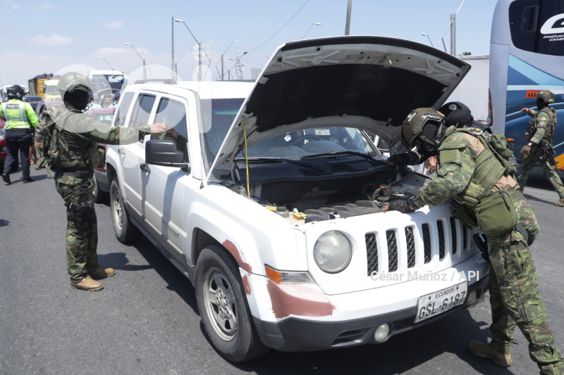 GYE-OPERATIVO MILITAR PUENTE 1