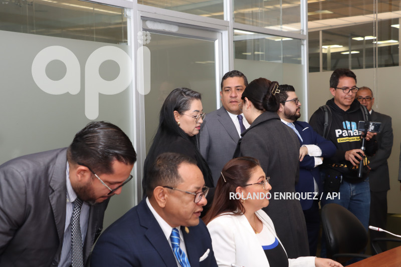ASAMBLEA-EX-MINISTRO-SANTOS-FISCALIZACION
