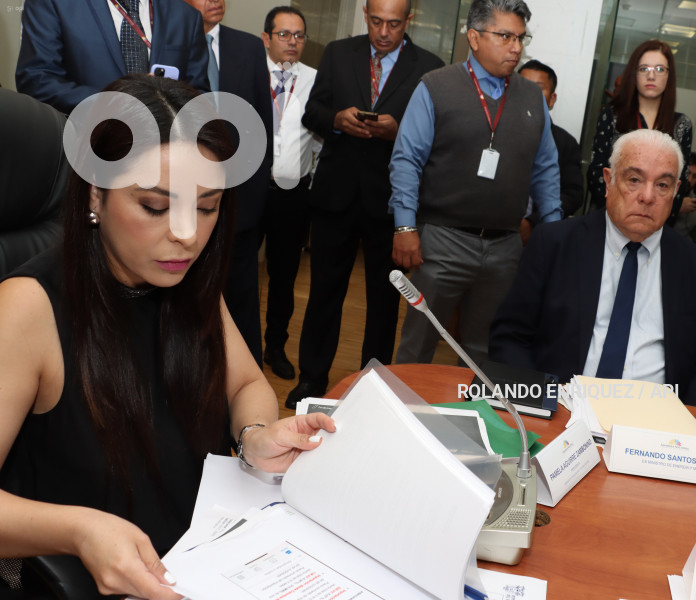 ASAMBLEA-EX-MINISTRO-SANTOS-FISCALIZACION
