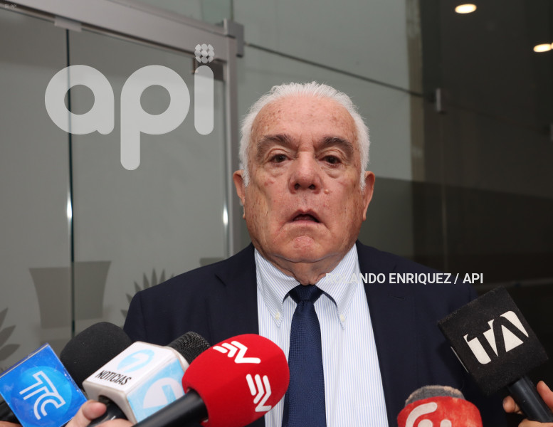 ASAMBLEA-EX-MINISTRO-SANTOS-FISCALIZACION