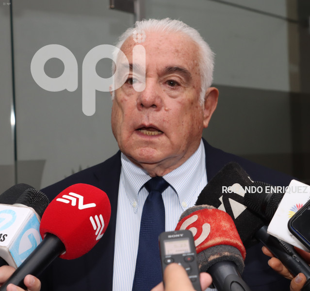 ASAMBLEA-EX-MINISTRO-SANTOS-FISCALIZACION