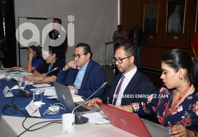ASAMBLEA-COMISION-JUSTICIA-FERNANDO-MUÑOZ