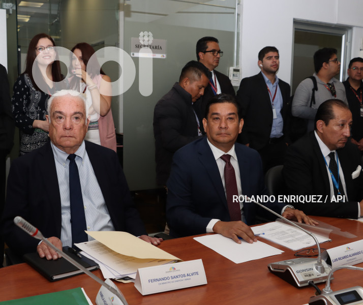 ASAMBLEA-EX-MINISTRO-SANTOS-FISCALIZACION