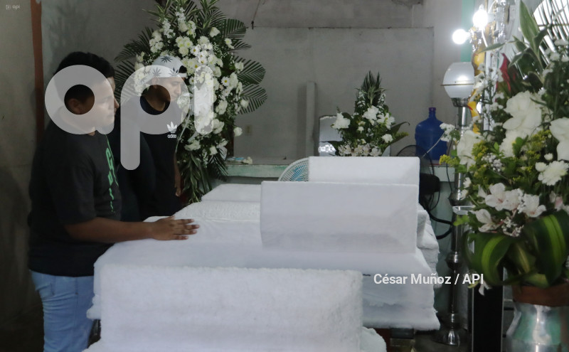 GYE-VELORIO MENORES ASESINADOS