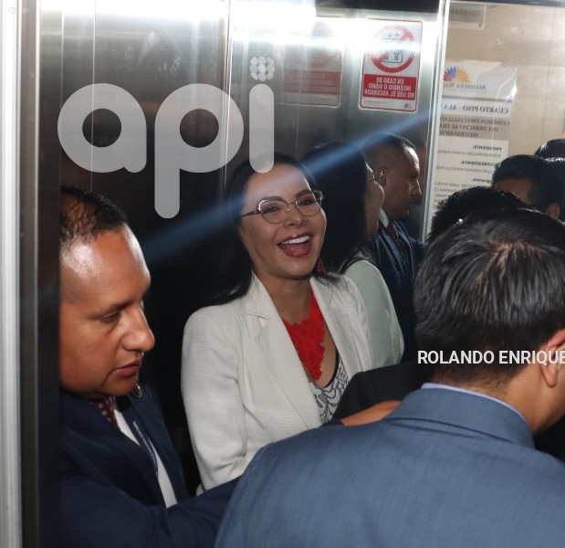 COMISION-TRABAJO-ATAMAINT-MIN-IVONNE-NUNEZ