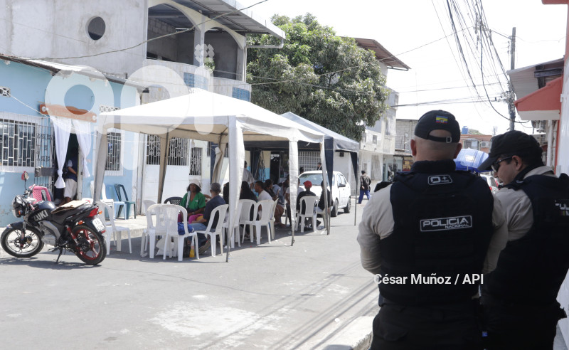 GYE-VELORIO MENORES ASESINADOS
