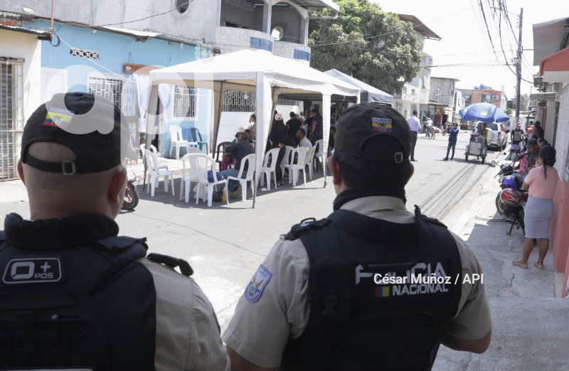 GYE-VELORIO MENORES ASESINADOS