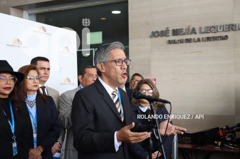 ASAMBLEA-RUEDA-PRENSA-CONSTRUYE