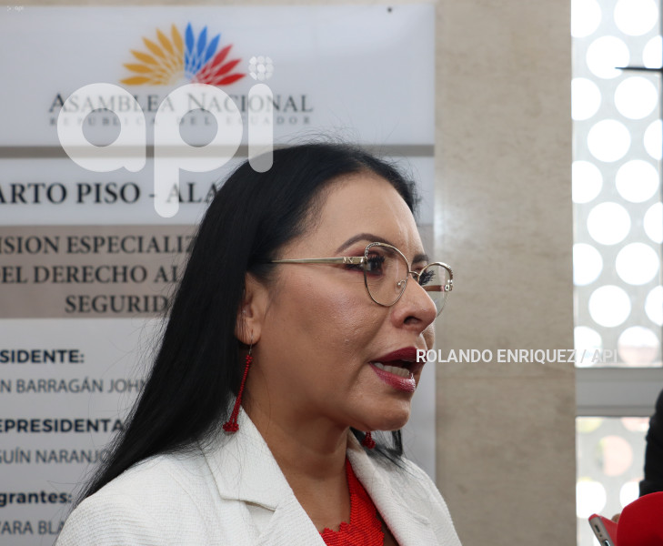 COMISION-TRABAJO-ATAMAINT-MIN-IVONNE-NUNEZ