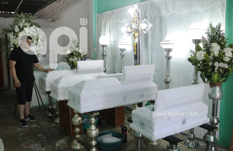 GYE-VELORIO MENORES ASESINADOS