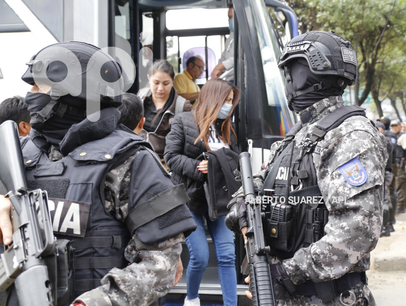 OPERATIVO-METASTASIS-DETENIDOS-GUAYAS
