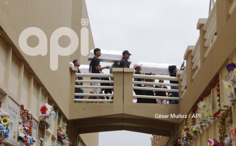 GYE-SEPELIO MENORES ASESINADOS