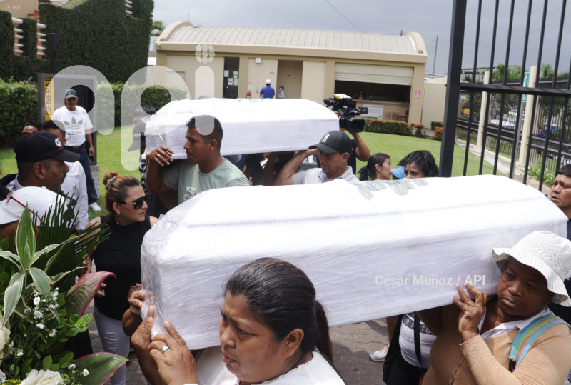 GYE-SEPELIO MENORES ASESINADOS