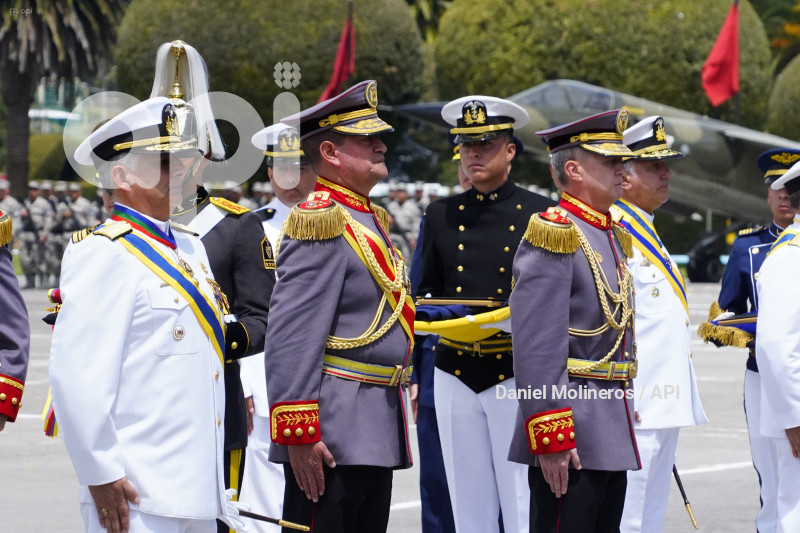 CAMBIO-COMANDO-CONJUNTO-FFAA