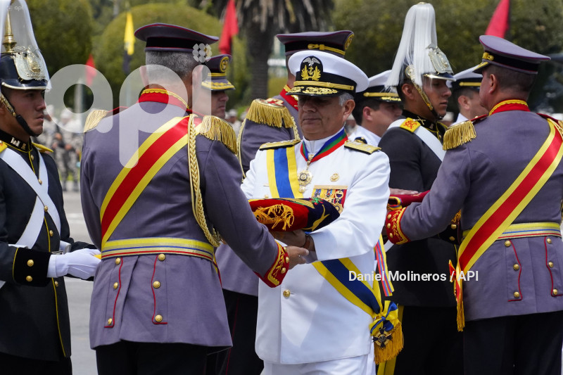 CAMBIO-COMANDO-CONJUNTO-FFAA