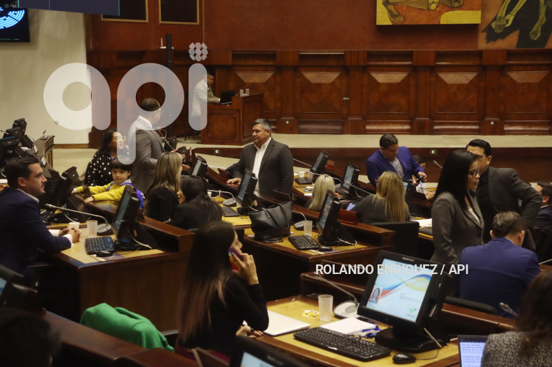 APROBADA-LEY-EFICIENCIA-ECONOMICA