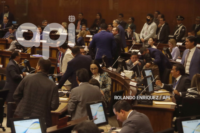 APROBADA-LEY-EFICIENCIA-ECONOMICA