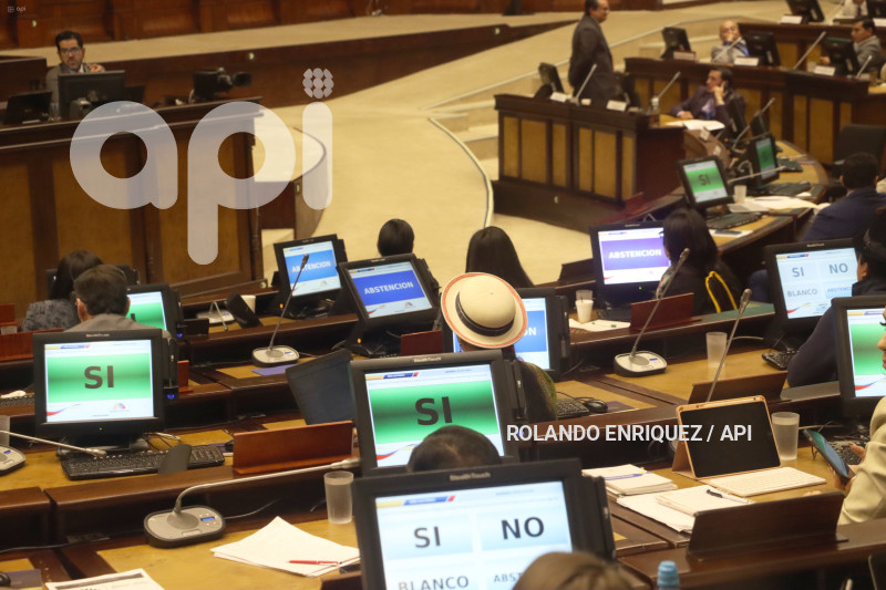 APROBADA-LEY-EFICIENCIA-ECONOMICA
