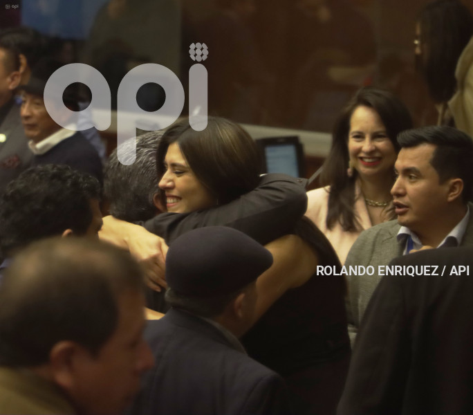 APROBADA-LEY-EFICIENCIA-ECONOMICA