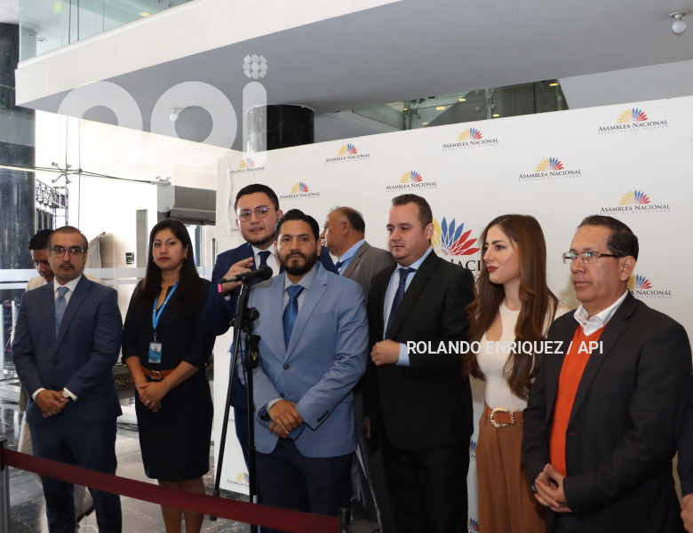 ASAMBLEA-PROYECTO-LEY-VACUNAS-EXTORSIVAS
