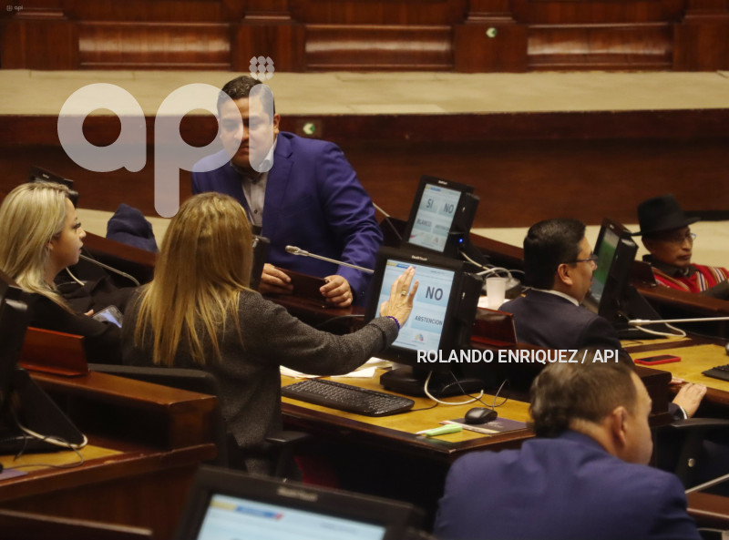 APROBADA-LEY-EFICIENCIA-ECONOMICA