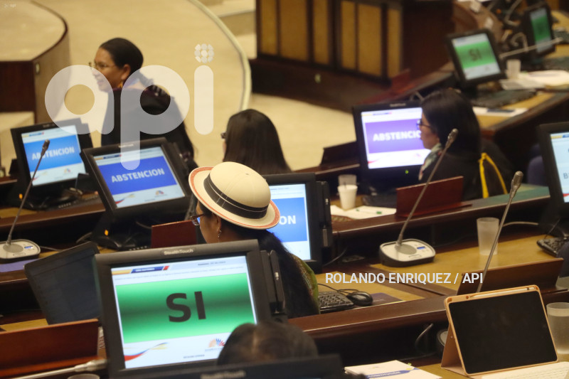 APROBADA-LEY-EFICIENCIA-ECONOMICA