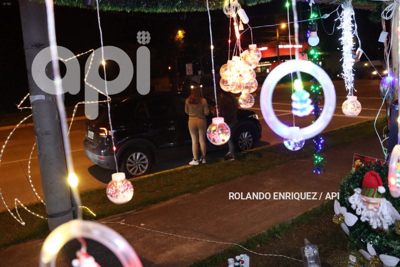 VENTA-ADORNOS-NAVIDENOS-ILUMINADOS