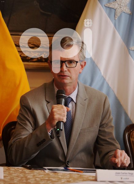 GYE-CONVERSATORIO MINISTRO ECONOMIA