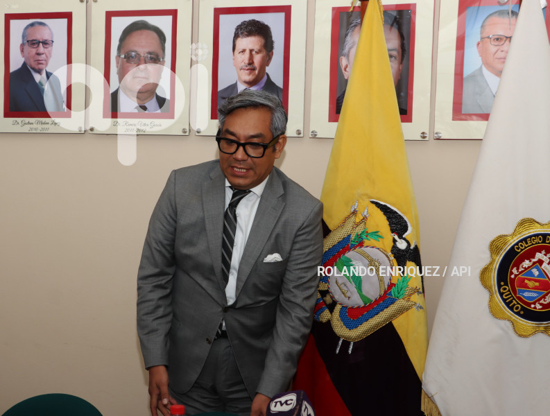 RUEDA-PRENSA-ABOGADOS-PICHINCHA