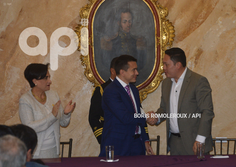 CUENCA-PRESIDENTE DANIEL NOBOA