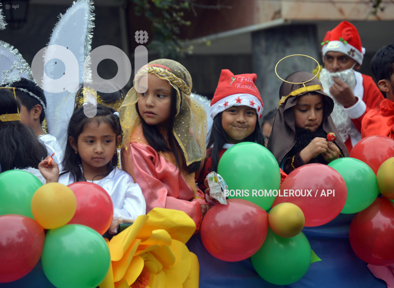CUENCA-PASES DEL NIÑO-ESCUELA FRANCISCA DAVILA
