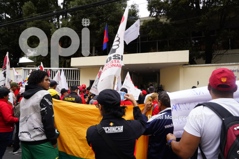 PLANTON MINISTERIO DEPORTES