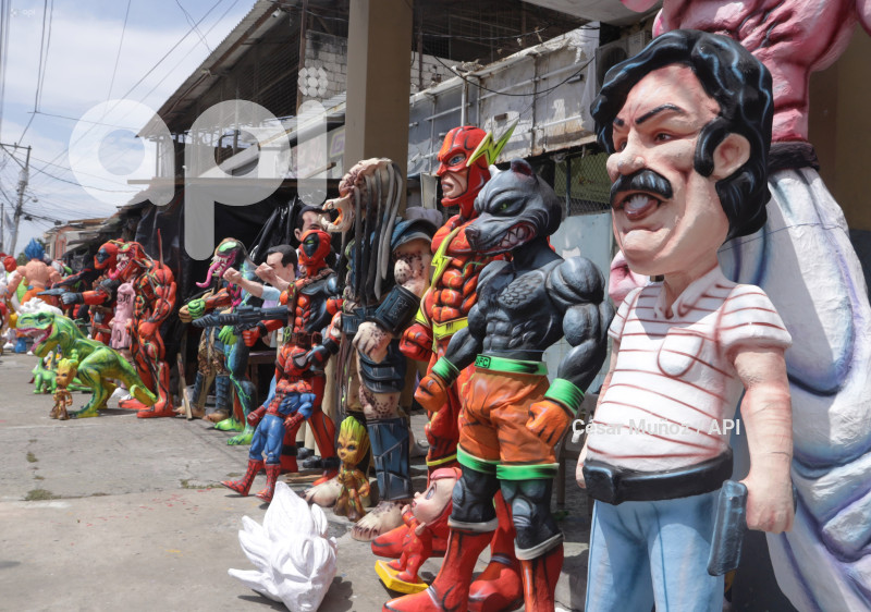 GYE-AÑOS VIEJOS NARCOS