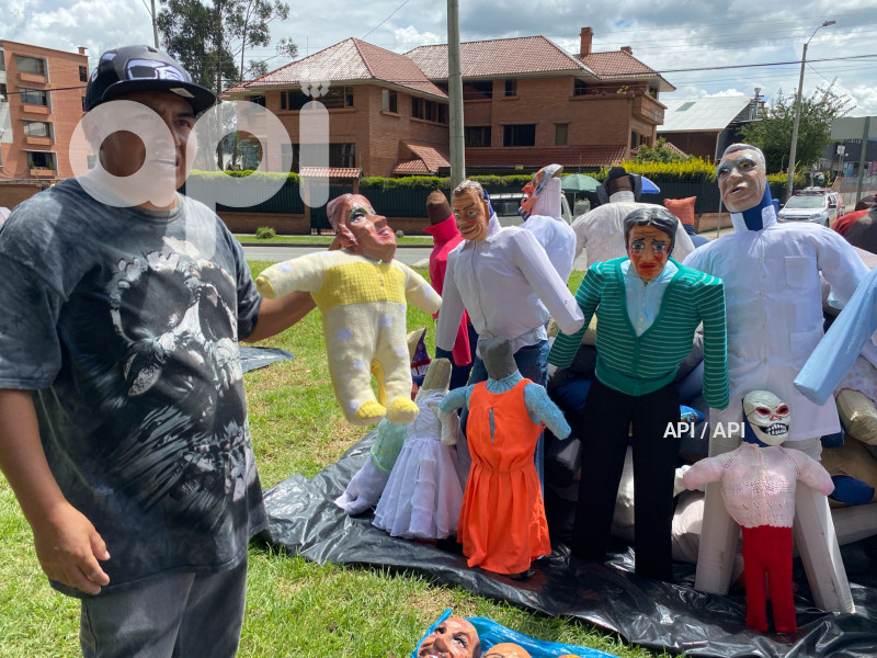 VENTA MONIGOTES AV 1 DE MAYO