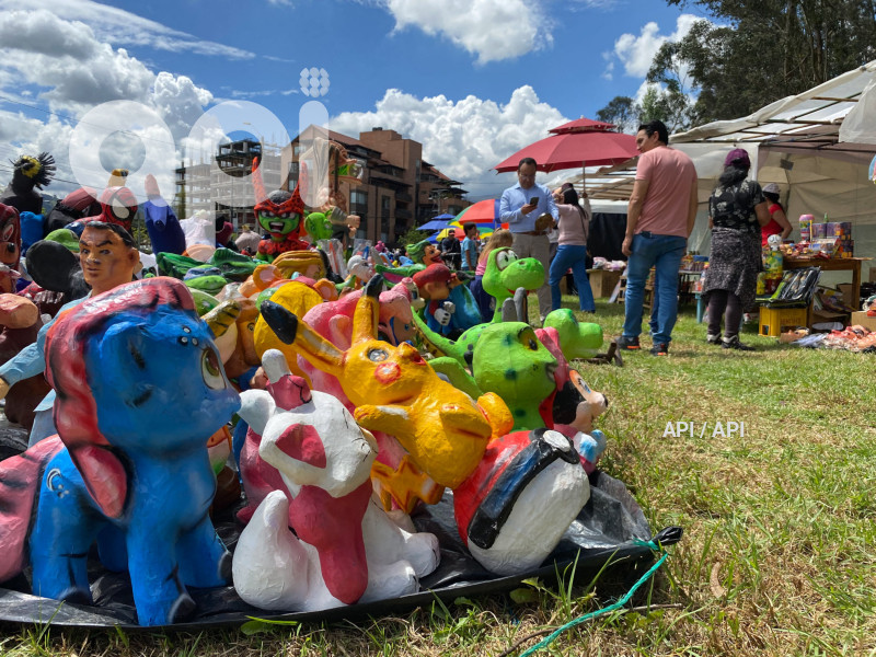 VENTA MONIGOTES AV 1 DE MAYO