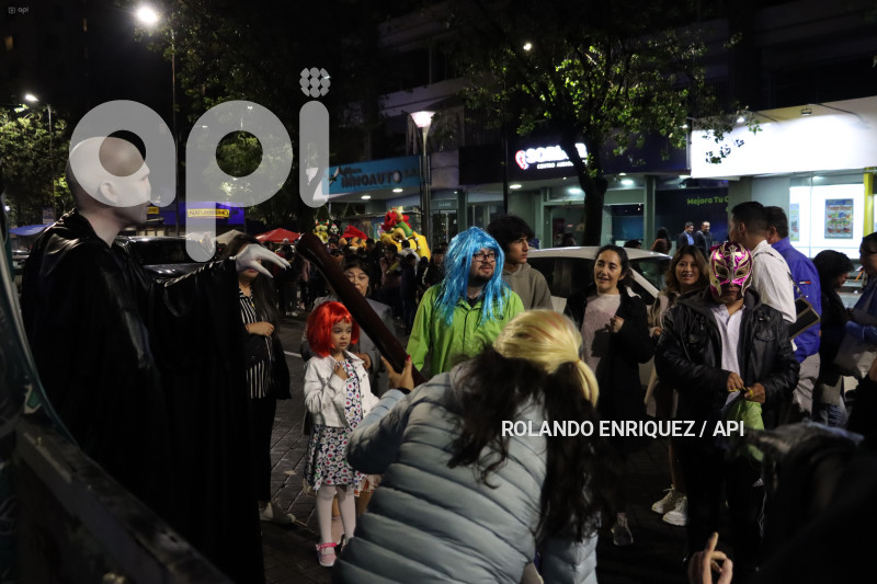 PASEO-AVENIDA-AMAZONAS-QUITO