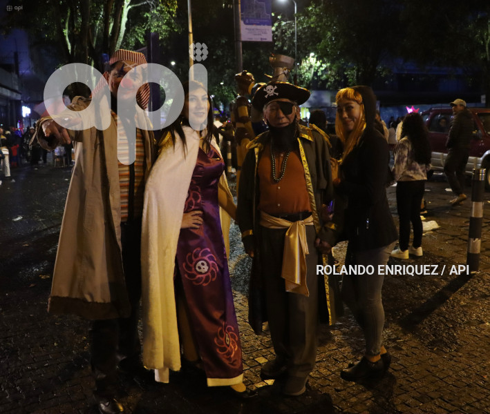 PASEO-AVENIDA-AMAZONAS-QUITO