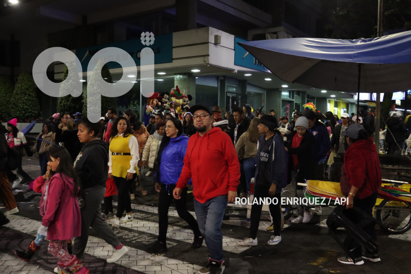 PASEO-AVENIDA-AMAZONAS-QUITO