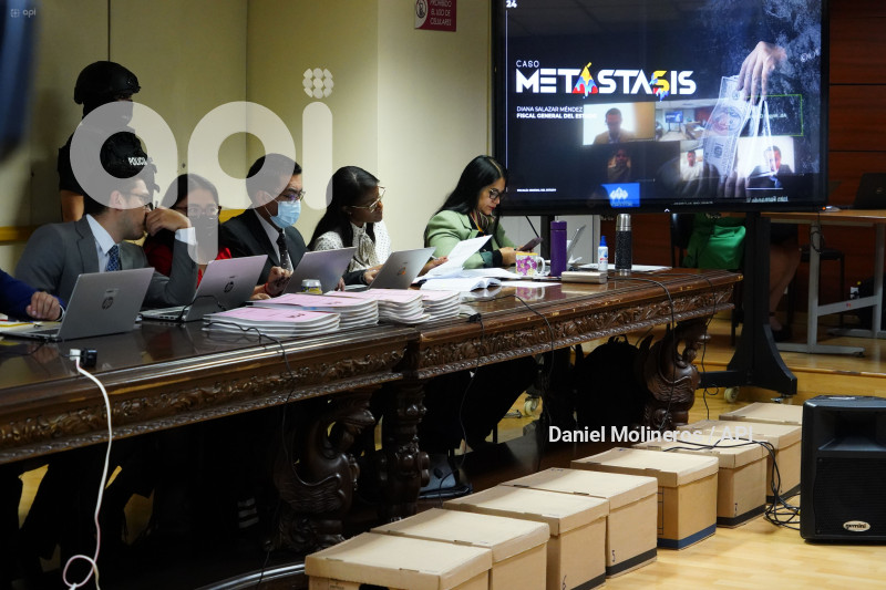 AUDIENCIA VINCULACION METASTASIS
