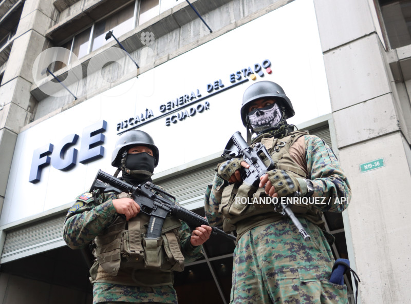 POLICIAS-CASO-METASTASIS-FISCALIA