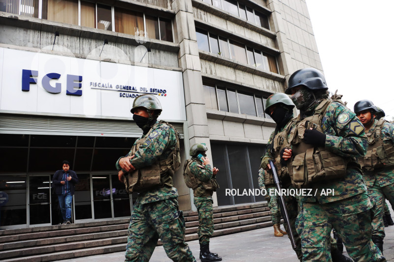POLICIAS-CASO-METASTASIS-FISCALIA