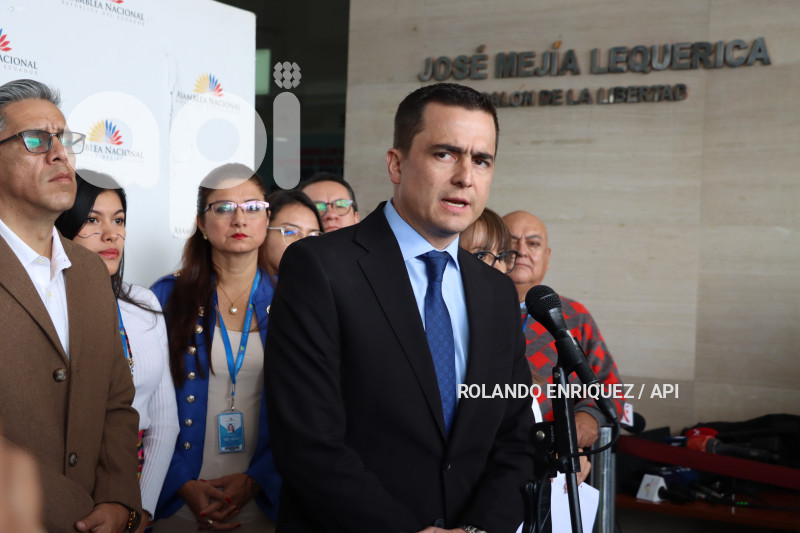 CONSTRUYE-REFORMAS-LEYES