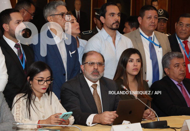 RESOLUCIONES-ASAMBLEA-HENRY-KRONFLE